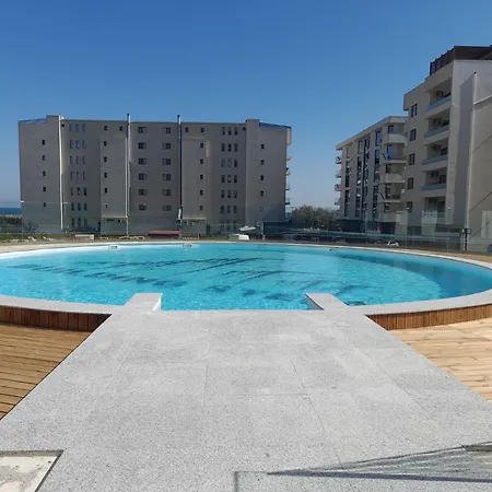 Ianis Mamaia Nord * Navodari